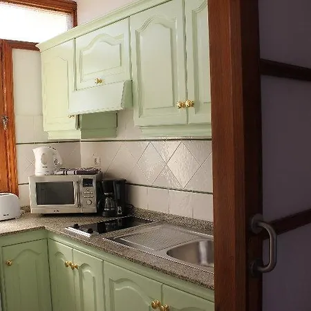 Tarahal 3*