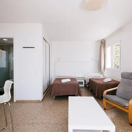 Aparthotel Tarahal 3*