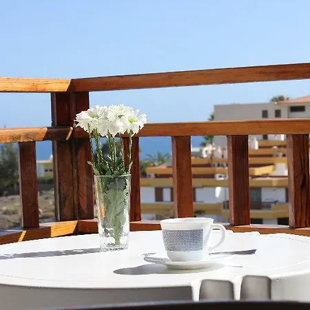 Tarahal Aparthotel 3*