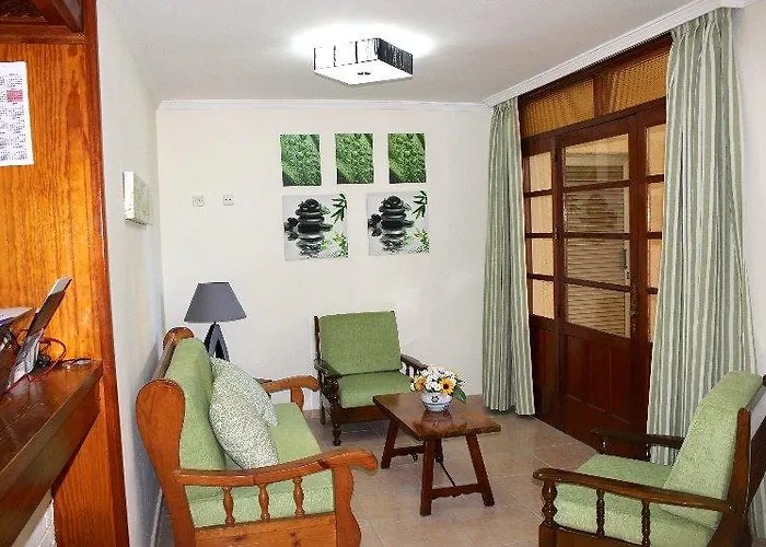 Ξενοδοχείο με διαμερίσματα Tarahal San Agustín